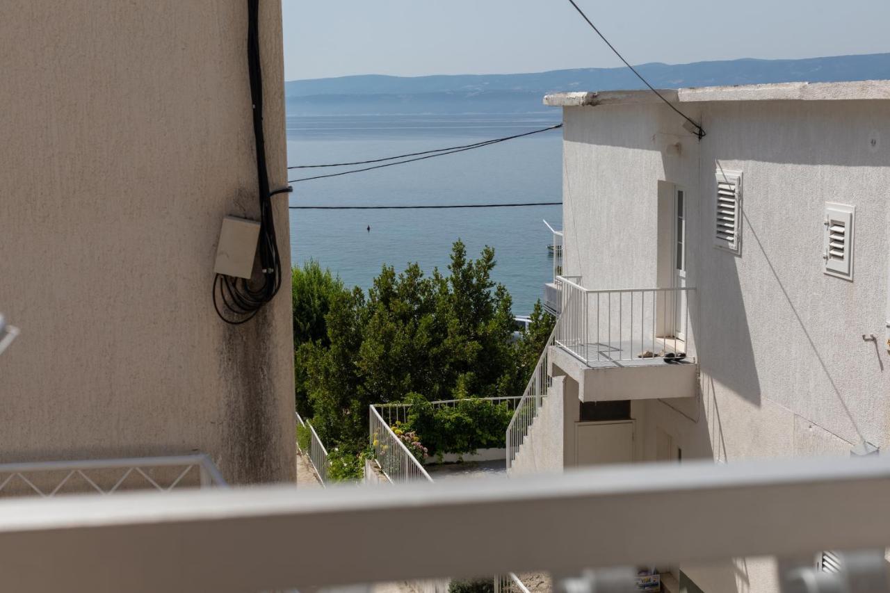 Apartments By The Sea Duce, Omis - 2992 Dugi Rat Bagian luar foto