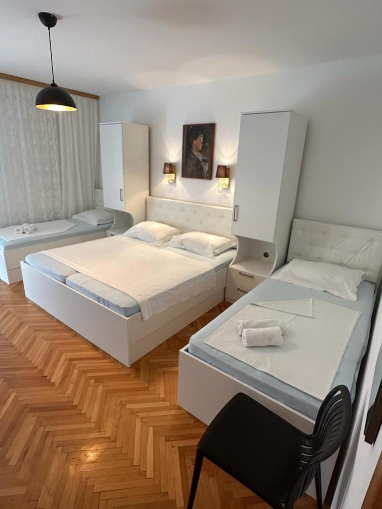 Apartments By The Sea Duce, Omis - 2992 Dugi Rat Bagian luar foto