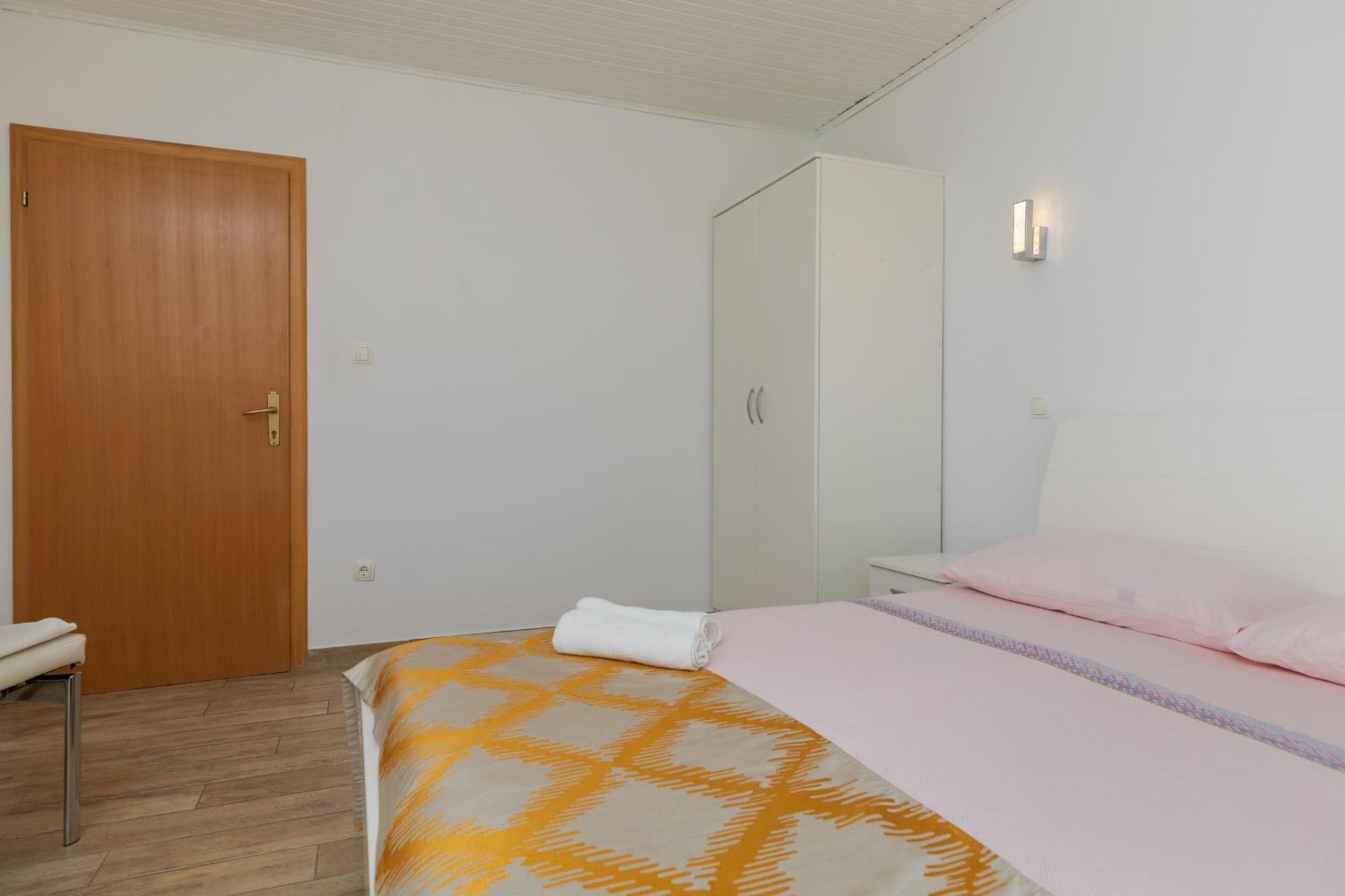 Apartments By The Sea Duce, Omis - 2992 Dugi Rat Ruang foto
